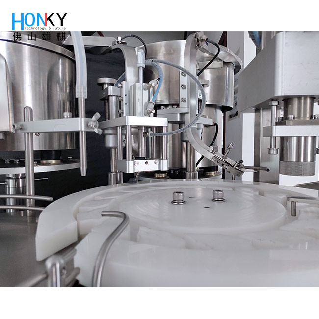 Desktop Automatic 10ml Glass Vial Filling Capping Machine With Automatic Cap Loading Function For Pharma Industry