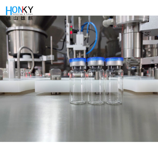 Full Automatic 10ml Vial Filling Capping Machine With Automatic Cap And Plug Feeding Disk Pharma Industry Packing