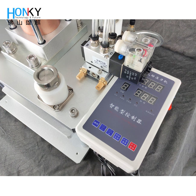 Desktop Automatic Hydraulic Capping Pressing Machine With 3 Tons Power For Bottle