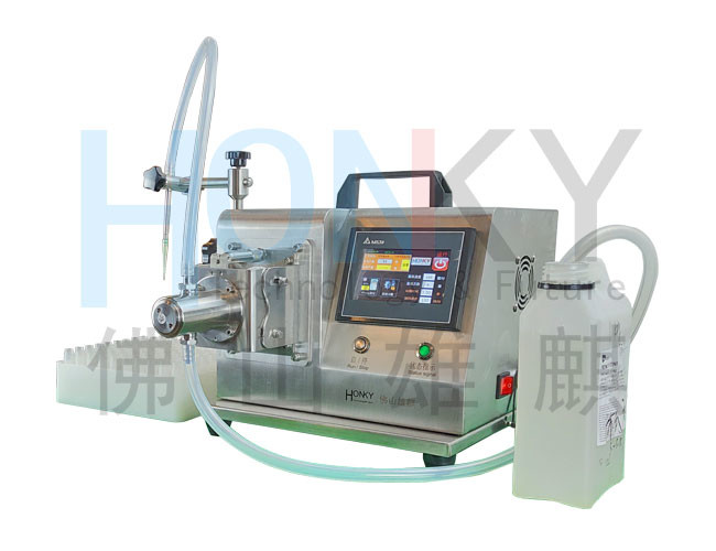 Close-up view of precision ceramic pump filling mechanism with ±0.3% repeated accuracy